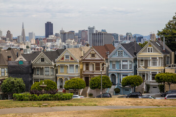 Painted ladies and San Francisco view