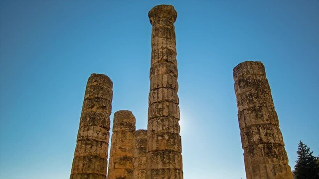 Delphi, Greece - Greek columns - 4K Time-lapse