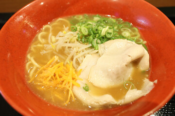 関西の豚骨醤油ラーメン