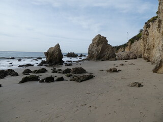 Fototapeta na wymiar El matador beach in Malibu, california