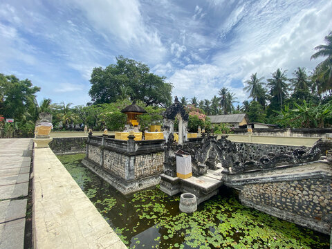 Temple in the middle of the pool. It is called Taman Dalem Ped Temple in Nusa Penida, Bali. Hindu beliefs and customs in Bali
