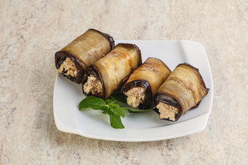 Stuffeg eggplant roll with cheese