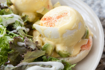 エッグベネディクト