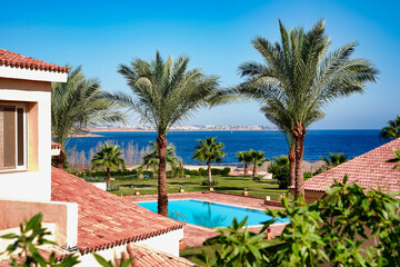 Fototapeta na wymiar Luxury home with swimming pool, Tropical Villa Resort