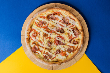 Delicious Contemporary Classic Food Pizza Dish Plate Menu Lunch Dinner Gourmet Dessert Chef Pasta Shrimp Cocktail Drink on Color Background