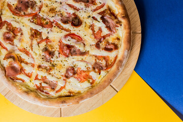 Delicious Contemporary Classic Food Pizza Dish Plate Menu Lunch Dinner Gourmet Dessert Chef Pasta Shrimp Cocktail Drink on Color Background