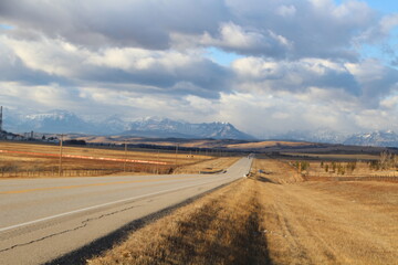 Fototapeta premium road to land of mountains