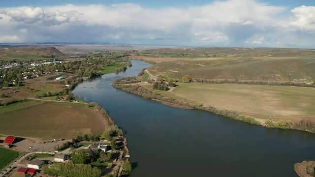 High and wide aerial view of the land around Glenn's Ferry and the Snake River