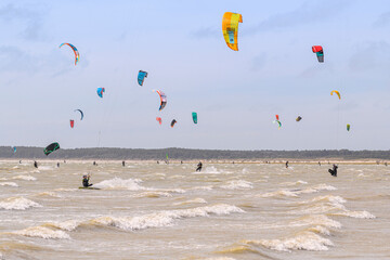 Kitesurf en baie de Somme sur la plage du Crotoy