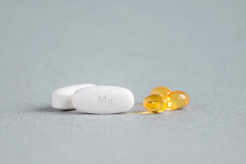 A complex of Mg ( magnesia, magnesium ) and vitamin D ( omega 3 ) capsules for treatment and human...