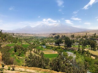 Fototapeta na wymiar [Peru] View of Misti Mountain from Carmen Alto observatory deck (Arequipa)