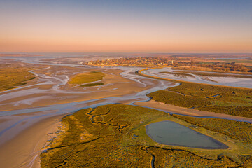 Lever du jour sur la baie de Somme - Vue aérienne sur Le Crotoy