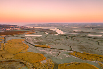 Lever du jour sur la baie de Somme - Vue aérienne