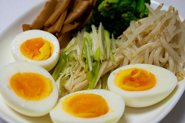 拉麺の具材