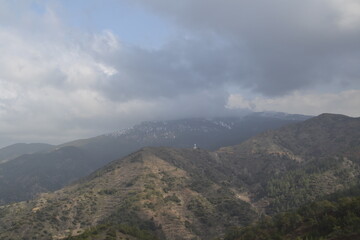 Obraz premium clouds over the mountains