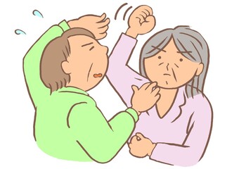 認知症　BPSD　介護者に手をあげる女性