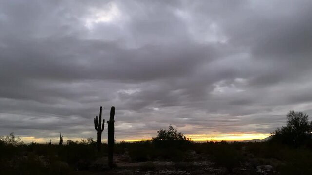 Time-lapse of the Phoenix Arizona Sunrise with Clouds