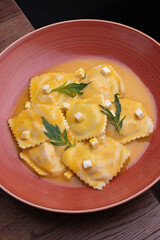 Pasta raviol 