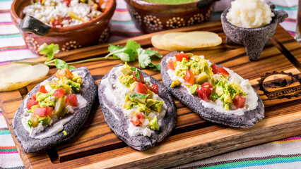 Comida típica mexicana, tlacoyo.