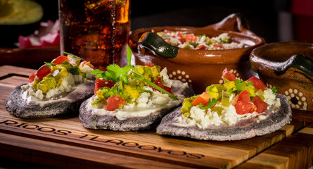 Comida típica mexicana, tlacoyo.