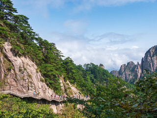 Een voetpad op de Huangshan-bergen, Gele bergen, Anhui, Huangshan, China, Azië, Stockfoto
