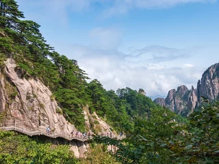 Vlies Fototapete Huang Shan A footpath on the Huangshan mountains, Yellow mountains, Anhui, Huangshan, China, Asia, Stock photo