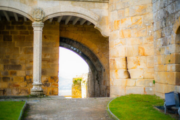 Fototapeta na wymiar Path to the Castelo de Monterrei