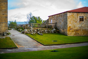 Path to the Castelo de Monterrei