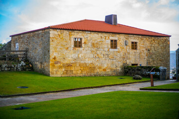 Path to the Castelo de Monterrei