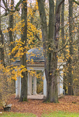 Armor Tempel kleiner Tempel im Herbst, Abendstimmung