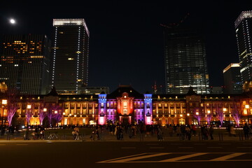 Fototapeta na wymiar Tokyo Station and skyscraper at night in Tokyo, Japan - 日本 東京都 東京駅 夜景 イルミネーション 