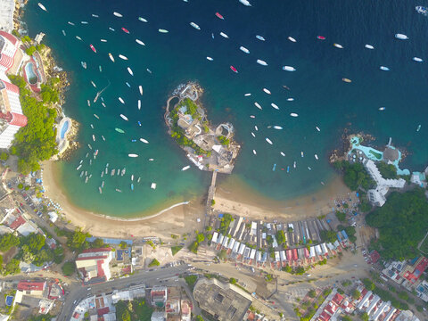Zenith view of the Caleta and Caletilla beaches in Acapulco