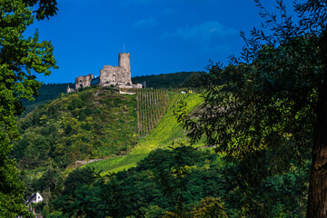 Die Burg Landshut über Bernkastel-Kues