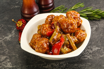 Meat ball in tomato sauce