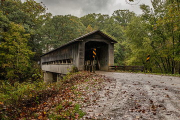 Fototapeta na wymiar Middle Road Covered Bridge Ashtabula County Ohio
