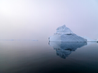 Fototapeta na wymiar Greenland Ice and glacier
