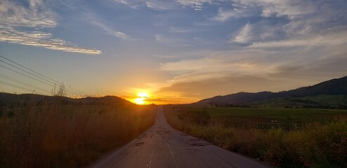 Nascer do Sol - Estrada BR 316 / PA