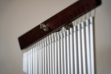hanging bells, chimes, musical instrument, chimes on a stand, percussion instruments, instrument muzyczny, chimesy, dzwonki wiszące © Follow the Sun