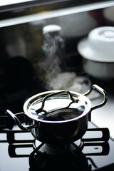 In Japan, hot-pot is often eaten in the winter.