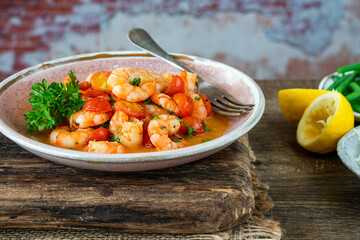 Jumbo king prawn with tomatoes and garlic
