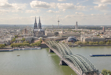 Fototapeta Köln: Blick auf sen Rhein und Dom obraz