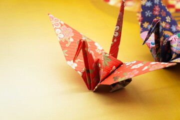 Congratulations red and blue paper cranes