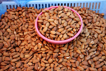 전통시장 5일장에는 다양한 음식들을 판매하는 재래시장입니다.