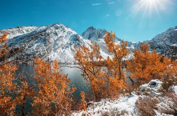 Fototapeten Lake in Sierra Nevada © Galyna Andrushko