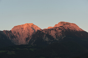 Berge Alpenglühen Sonnenuntergang Bergspitzen 