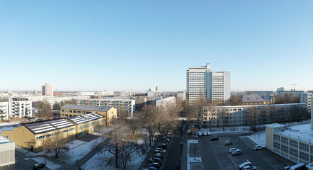 Blick aus einem Fenster eines Hauses auf den Stadtteil Altstadt in Magdeburg