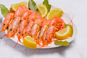 cooked seafood prawns ready to eat