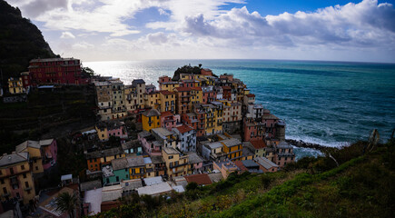 Fototapeta na wymiar Colorful Manarola in Cinque Terre at the Italian coast - travel photography