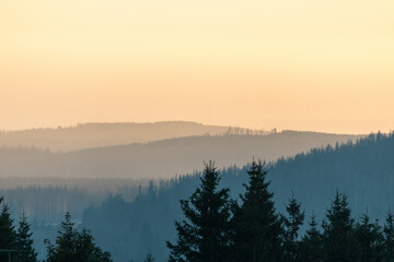 Bergpanorama am Morgen