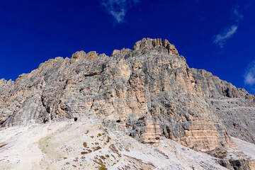 Mountain range of Cadini di Misurina and the three peaks of Lavaredo (Drei Zinnen or Tre Cime di Lavaredo). Sesto Dolomites (Dolomiti di Sesto), Alps, Trentino-Alto Adige and Veneto, Italy, Europe - obrazy, fototapety, plakaty